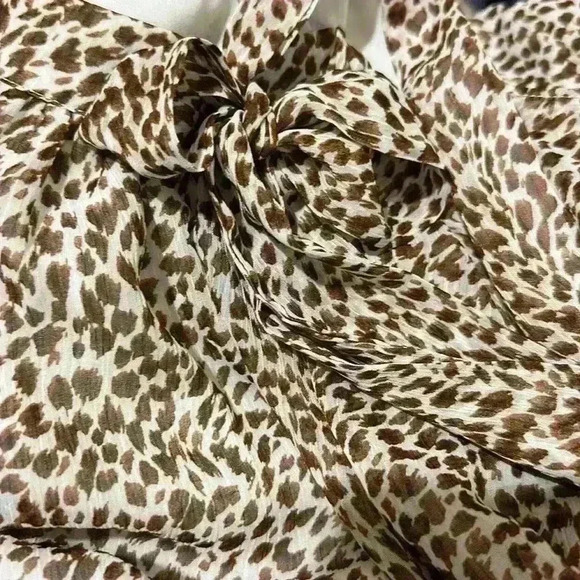 Express Animal Print Top - Picture 3 of 3